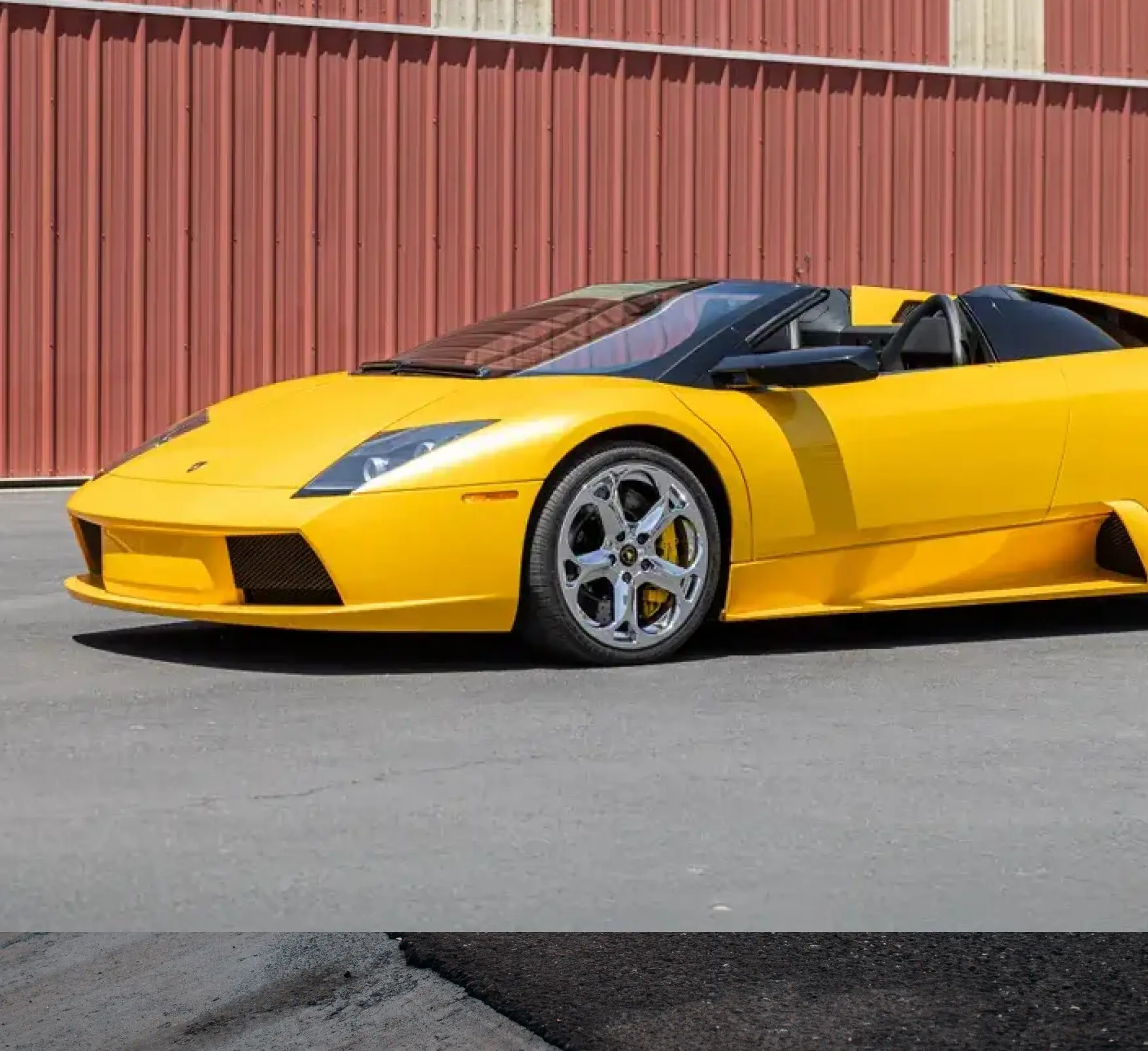 Top Car Auctions Worldwide: What Makes Sotheby’s Motorsport Stand Out?